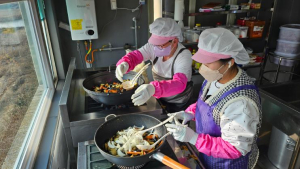 의성군, 자할근로사업단 마카다푸짐찬 개소
