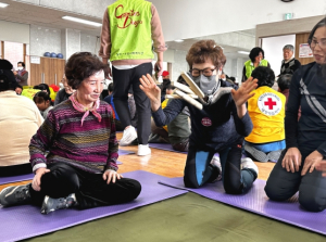 달성군사회복지관, 윷놀이로 웃음 가득