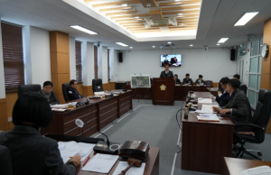 영천시의회 행정문화복지위원회, 2025년도 주요업무 보고 실시