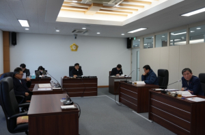 영천시의회 산업건설위원회, 제243회 임시회 상임위원회 활동 시작