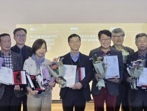 문경시, `오미로제 연` 2025 참발효 어워즈 대상수상