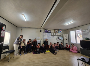 김천시 평화남산동, 찾아가는 가요 교실로 어르신들에게 활력 선사