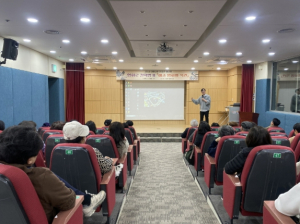 김천시립도서관, 예술 영화와 한국 문화로 중장년층 삶의 행복을 더하다.