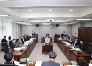 포항시의회 예산결산특별위원회, 2025년도 제1회 추가경정예산안 심사 시작