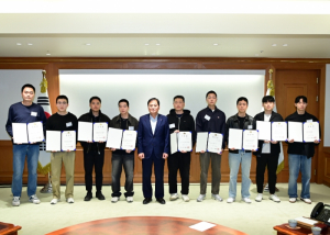 김천시, 전입·신규 공중보건의사 임용장 수여