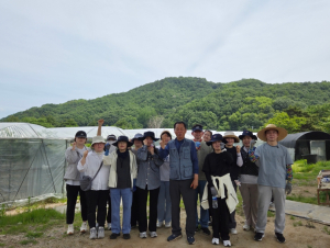 김천시 땀방울로 희망을 심다! 농촌 일손 돕기에 구슬땀