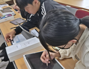 경주 안강 두빛나래, 웹툰 진로체험 운영