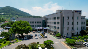 청도여성대학원총동창회 경북지역 산불피해 성금 기탁