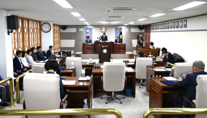 군위군의회, 14일간 정례회 마무리
