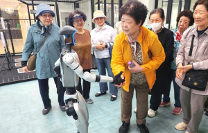 디지털로 여는 건강한 노후! 달서구, 어르신 대상 디지털 교육 실시