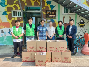 홈플러스 영주점, 지역 아동 위한 나눔박스 기탁