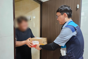 ˝똑똑! 잘 지내세요?˝ 구미시, 안부살핌소포로 위기 가구 챙긴다