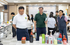 자원순환과 나눔 실천, 칠곡군 공무원 모두 참여! 칠곡군,‘나눔 ECo-칠곡 마켓’성황리에 개최