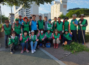 김천시 대곡동 새마을지도자협의회 환경정화 활동 실시