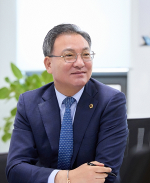 대구시의회 물에 빠진 친구 구한 중학생 박건하, 대구시‘의로운 시민’첫 인정