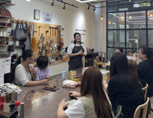 수성구 드림스타트, ‘델로’와 함께한 가죽공예 체험으로 특별한 추억 선사