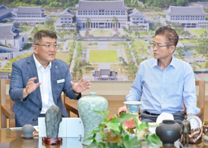 김학동 예천군수, 경북도 방문해 지역현안 사업 건의