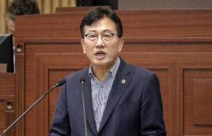이철식 경북도의원, 경북 미래 교통·산업·교육·역사정책 전방위 제안