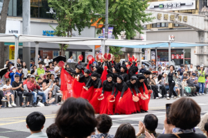 영덕 어르신 발레팀, 서울 거리축제서 특별상 수상