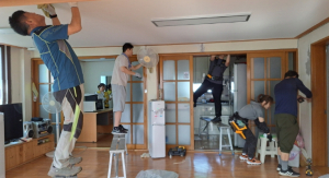 포항시 북구보건소, 추석맞이 치매보듬마을 환경개선…양학경로당 새단장
