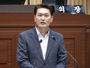 경북도의회 김창혁 의원, “경북도, ‘대중교통 타는 날’ 지정하자”