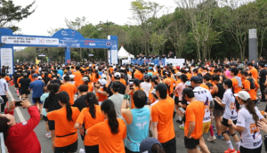 동아일보 2025 경주국제마라톤대회 성황리에 마무리