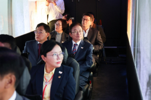 버스로 떠나는 신라왕경 과거여행, Golden Silla XR 버스 제작