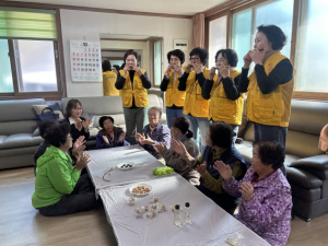 영주시자원봉사센터, 기억회상 봉사로 치매 예방 앞장
