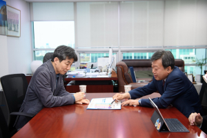 울릉군, 국회 방문해 ‘먼섬 지원 특별법’ 개정·여객선 운임 국비 상향 건의