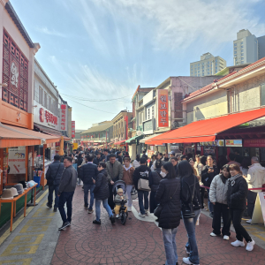 [현장르포]인천 차이나타운, 주말 인파 ‘북적’…도시 활력 되찾는 신호탄