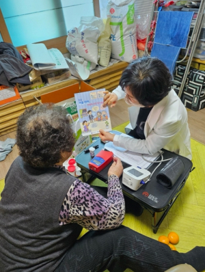 성주군 한파 대비 건강관리, 방문서비스와 함께 건강한 겨울 되세요!