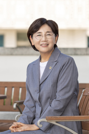 이선희 경북도의원, 적극행정 공무원 보호 강화 조례 전부개정…상임위 통과