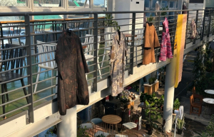 ‘눈꽃으로 물들다’ 오방색의 깊이를 담은 제17회 포항 천연염색 전시회 성료