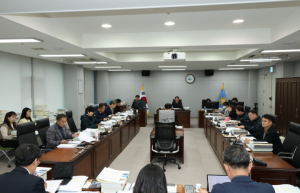 포항시의회 예산결산특별위원회, 2026년도 예산안 본격 심사 돌입