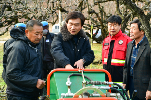 경산시, 영농 부산물 전문 파쇄단 운영