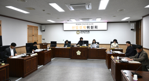 군위군의회 산업경제위, 조례안 3건 심사