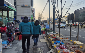 영천시, 영천공설시장 노점상 집중 계도·단속 실시
