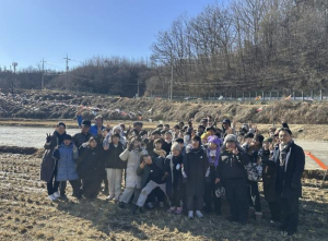 문경시 청소년들, 얼음 위에서 겨울을 배우다