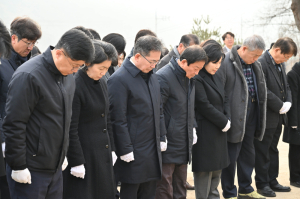 군위군 ,김수환 추기경 선종 17주기 추모