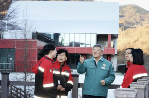 [기획]예천군 곤충연구소, 아이들은 체험하고... 농가는 힘을 얻고...
