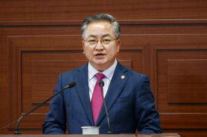 이동업 경북도의원 “철강 위기·청년 유출…경북, 구조적 대응 나서야”