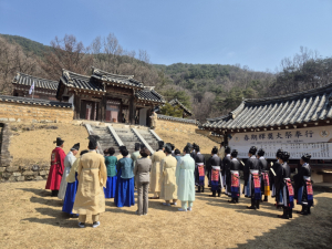 문경향교 춘기 석전 봉행…성현 뜻 기리며 전통 잇다