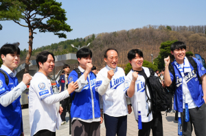 추경호 대구시정 에비후보, 삼성라이온즈파크 찾아 야구팬들과 소통