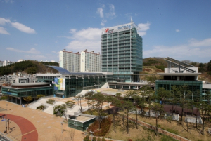 포항시, VR 기술로 아동 정신건강 지킨다…‘인지·행동 발달 검사’ 실시