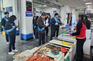 영덕군, 대게축제 앞두고 원산지 표시 집중 점검