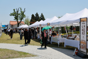 봄옷 갈아입은 용궁순대축제… 예천 관광지형 바꿨다