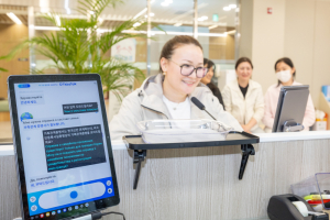 달성군, AI 통번역 창구 도입....“말 안 통해 두 번 오던 민원 끝낸다”