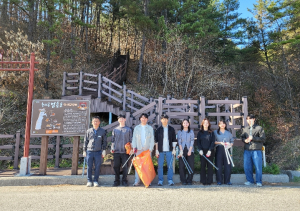 군위군 재무과 봉사단, 엄흥도 묘소 환경정비