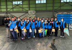 김천시 자산동, 재활용 선별장 체험…분리배출 인식 개선 ‘앞장’