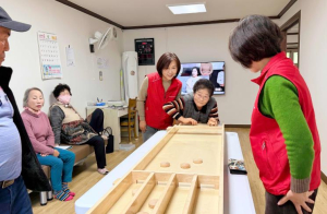 청송군, ‘찾아가는 슐런 배달강좌’ 호응…어르신 건강·여가 두 토끼